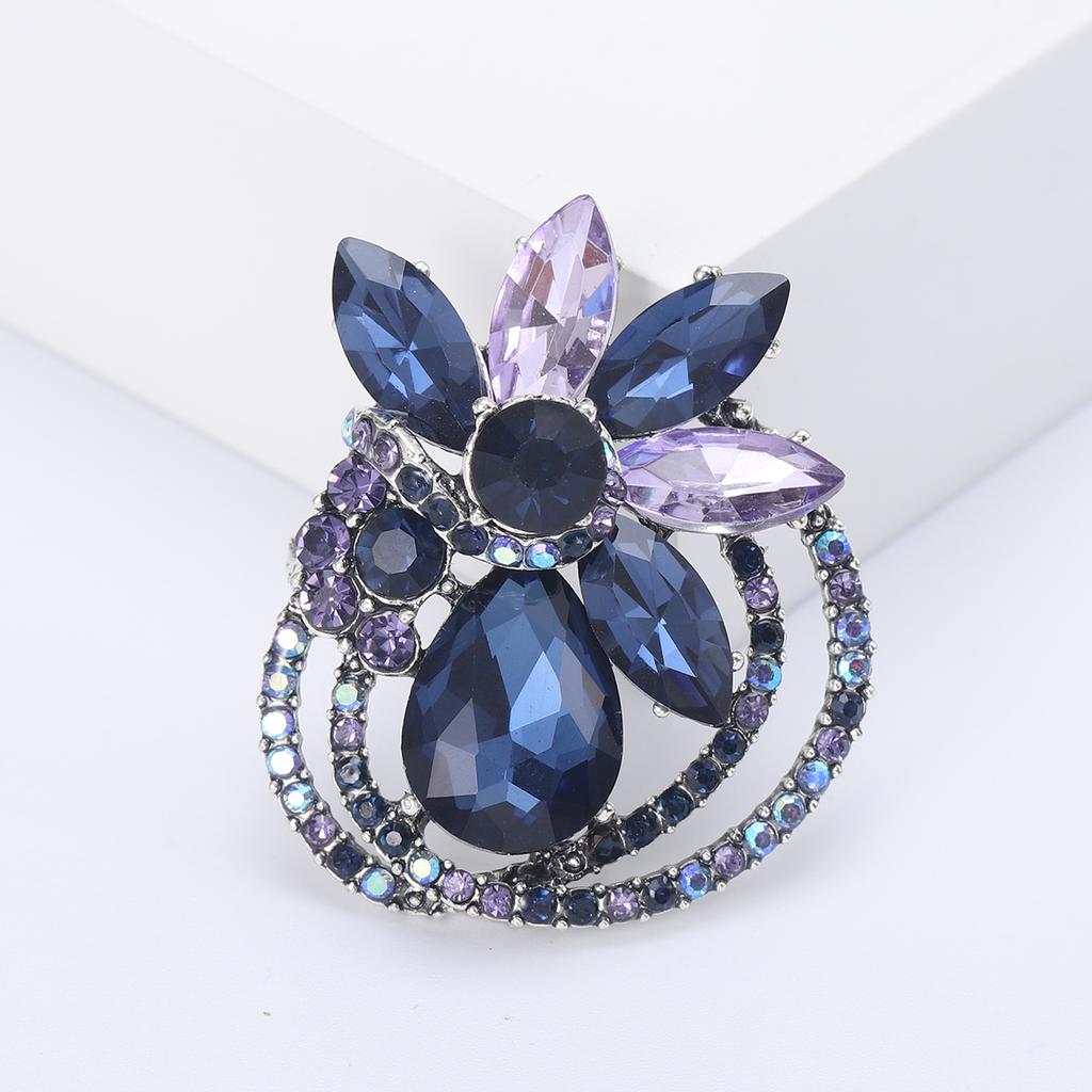 Rhinestone Flower Brooches for Women Unisex Crystal Glass Pins Banquet Party Backpack Gifts Jewelry Accessories
