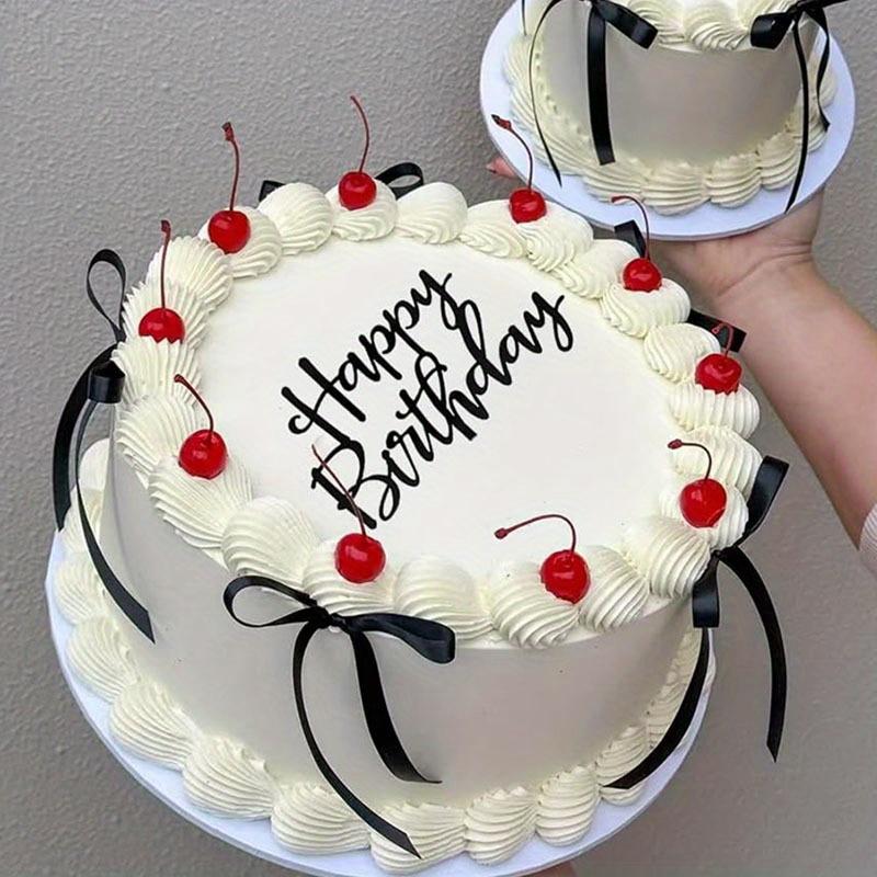 Kokette Vintage Tortenfigur – Schleife & Band mit Happy Birthday Schild, Schwarze Deko für Herztorten & Vintage Party-Torten