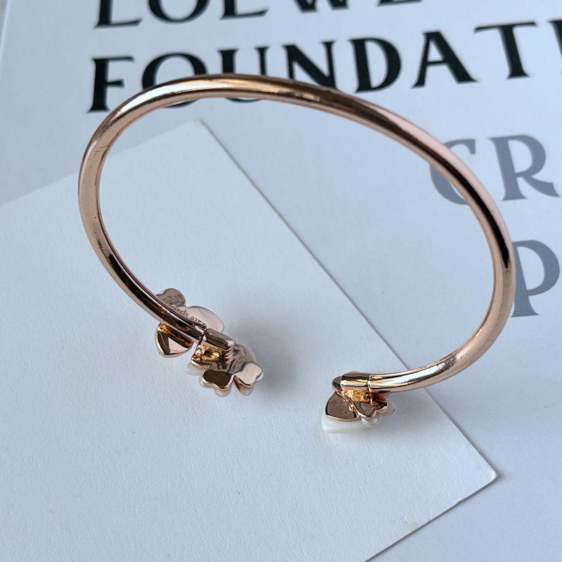 Stilvolles Luxus Blumen Muschel Inlay Offenes Metallarmband