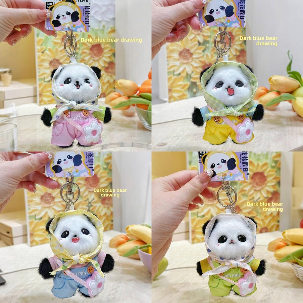 Sleutelhanger met panda-hoofddoek en pluche design, modieus voor kinderen en verzamelaars.