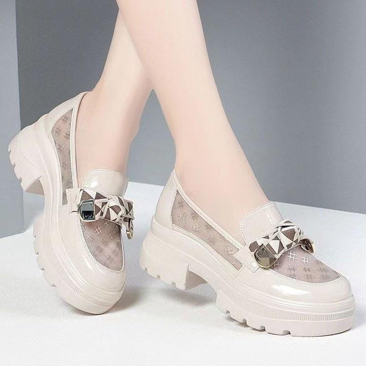 Mesh summer new soft leather soft sole wide head leather shoes comfortable muffin bottom breathable mesh sandals