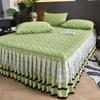 Autumn Winter New Taffeta Single Bed Skirt French Lace Trim Fleece Thickened Coral Fleece Bed Cover