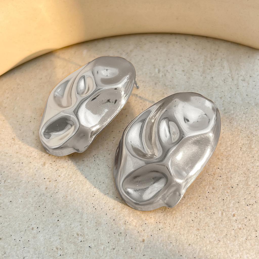 Design Sense Metal Glossy Water Drop Doudou Earrings Female Geometric Love Folded Earrings Earrings