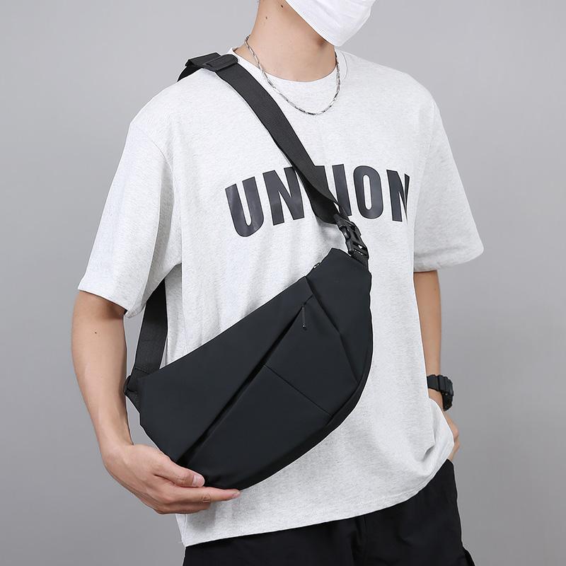 Unisex Bröstväskor Crossbody-väska för Män Messenger-väska Sling Axelväska Mobiltelefon Vattentät Ryggsäck Rese Sportväskor
