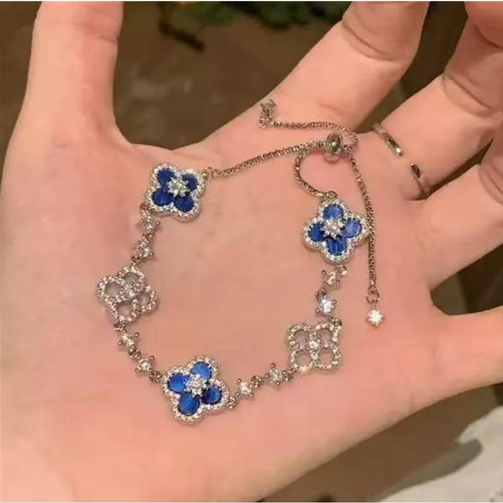 New Four-leaf Clover Bracelet Sparkling Lucky Clover Pull-out Bracelet Niche Luxury Jewelry for Women