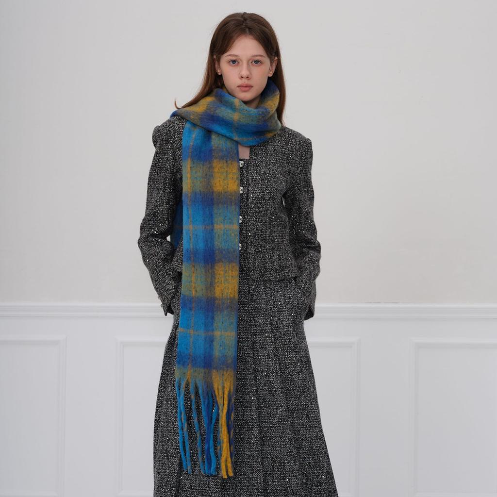 Autumn and winter new trend warm thickened comfortable contrasting color multi-color plaid fringed scarf scarf women