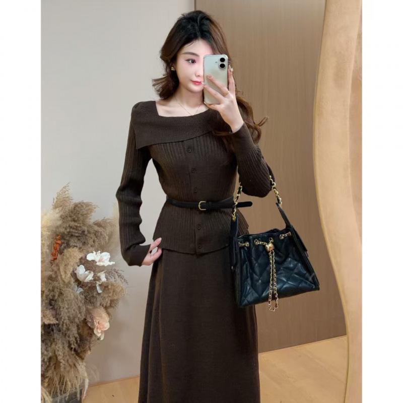 Elegant Korean Style Knitwear Set: One-Shoulder Autumn/Winter Skirt for Ladies