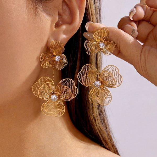 Gold Color Double Layer Hollow Flower Hoop Earring for Women Vintage Exaggerate Metal Big Petal Earring Party Daily Wear Jewelry