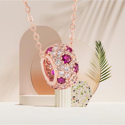 Růžový zirkonový diamantový přívěsek Lulu - Dámské šperky lehkého luxusu ve vintage stylu