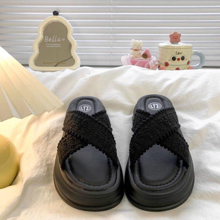 Fairy wind cool slippers, women's 2025 summer new wear soft-soled lazy shoes with skirts, beautiful thick-soled slippers