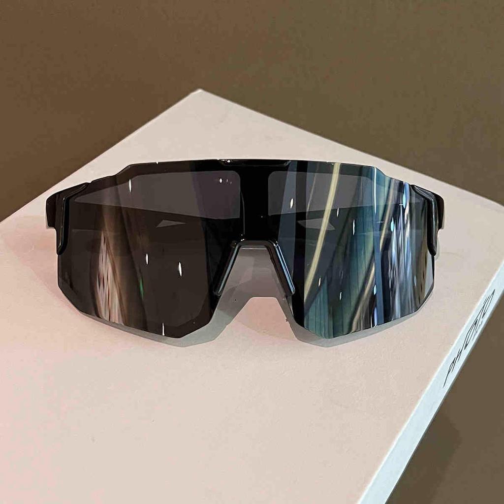 Nuovi Occhiali da Sole da Ciclismo Montatura Grande UV400 Lenti Protezione UV Sport all'Aperto Antivento Anti-Ultravioletti Escursionismo Arrampicata Occhiali