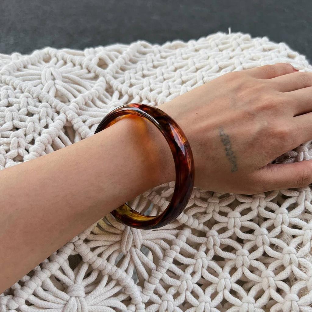 SHIXIN 5 Stile Vintage Braun Off-Weiß Dickes Harz Acryl Armreif Armband für Damen Trend Unregelmäßige Geometrie Rund Breit Armreif
