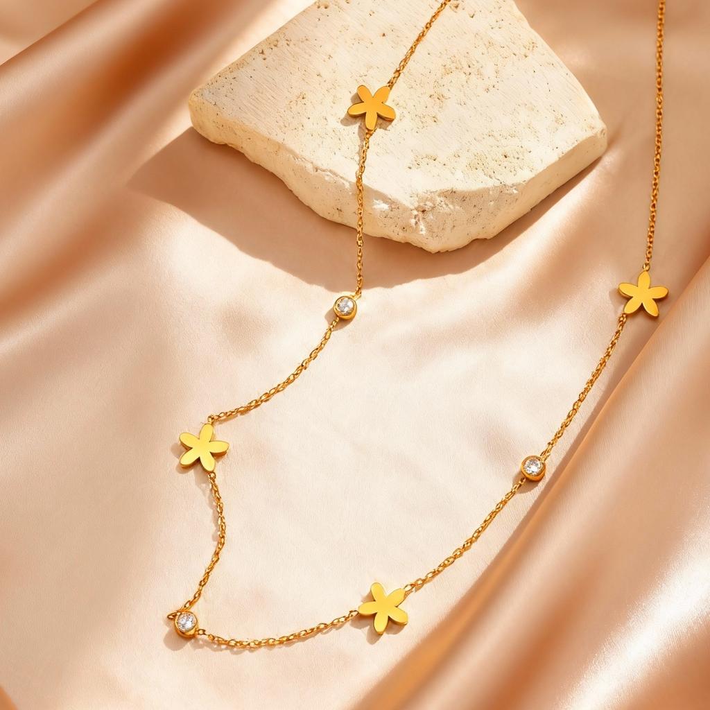 316L Stainless Steel Heart Flower Pendant Necklace for Women, Fashion Gold Plated Zircon Butterfly Charm Necklace,Luxury Jewelry