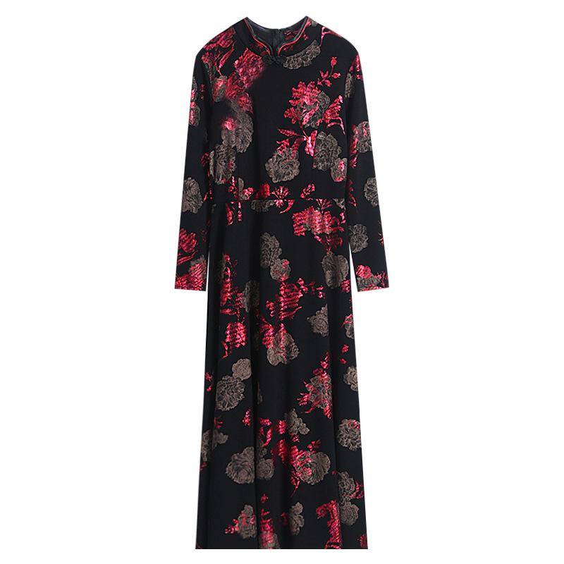 

Женское платье с фрагментарным цветком, уменьшающее возраст и утягивающее платье с длинными рукавами