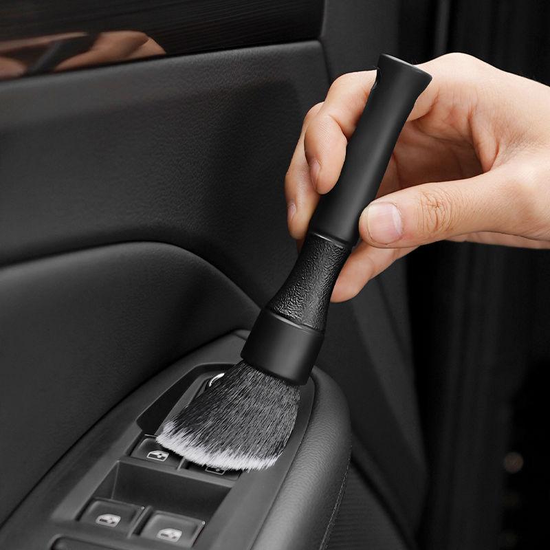 Detail kartáče na mytí auta Malý automobilový nástroj na čištění interiérů Čisticí kartáč pro výstup vzduchu z klimatizace