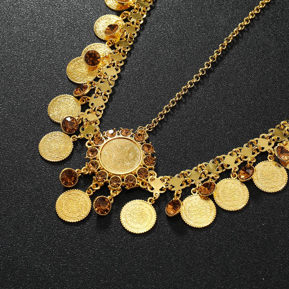 Fashion Simulation Gemstone Decoration Circular Tassel Design Headwear Gold