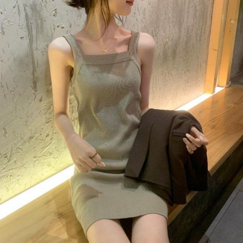 Women's Korean-Style Knitted Spaghetti Strap Dress - Slimming & Flattering, Perfect for Spring and Autumn Layering