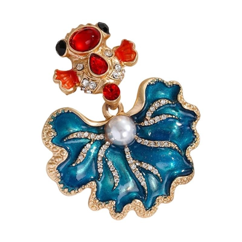 Stylish Carp Pin With Crystals Embellishment Portable Secure Clasp Versatile Accessory For Jackets Bags Hats