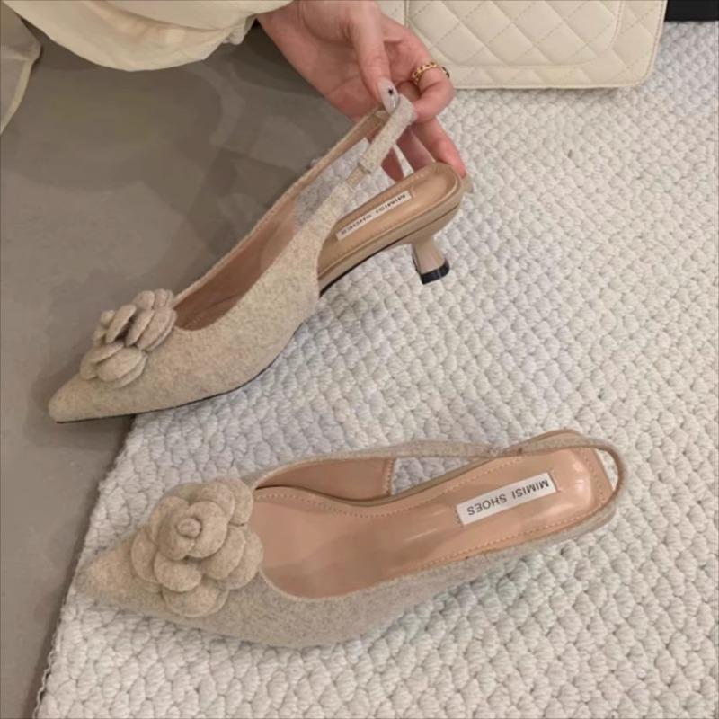 Fashion New Bao Head Low Heel Sandals Spring Pointed Head Shallow Mouth Flowers with A Word Anti-slip Wear-resistant Sandals