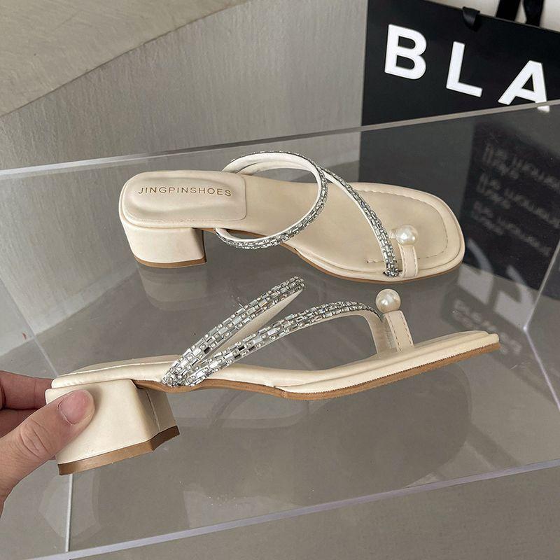 Coarse heel set toe pearl word sandals women's 2025 summer new fashion black temperament slippers women's outer shoes