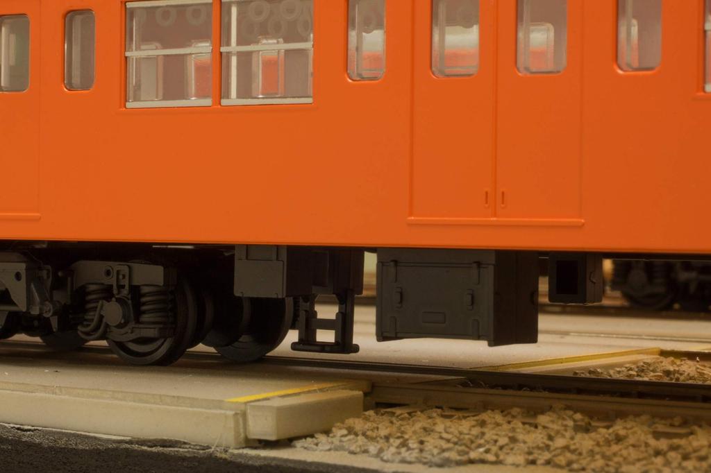 PM Office A 1/80 Scale JR East 201 Series DC Train Chuo Line Kuha 201 & Kuha 200 Display Model Unpainted Assembly Plastic Kit PP072