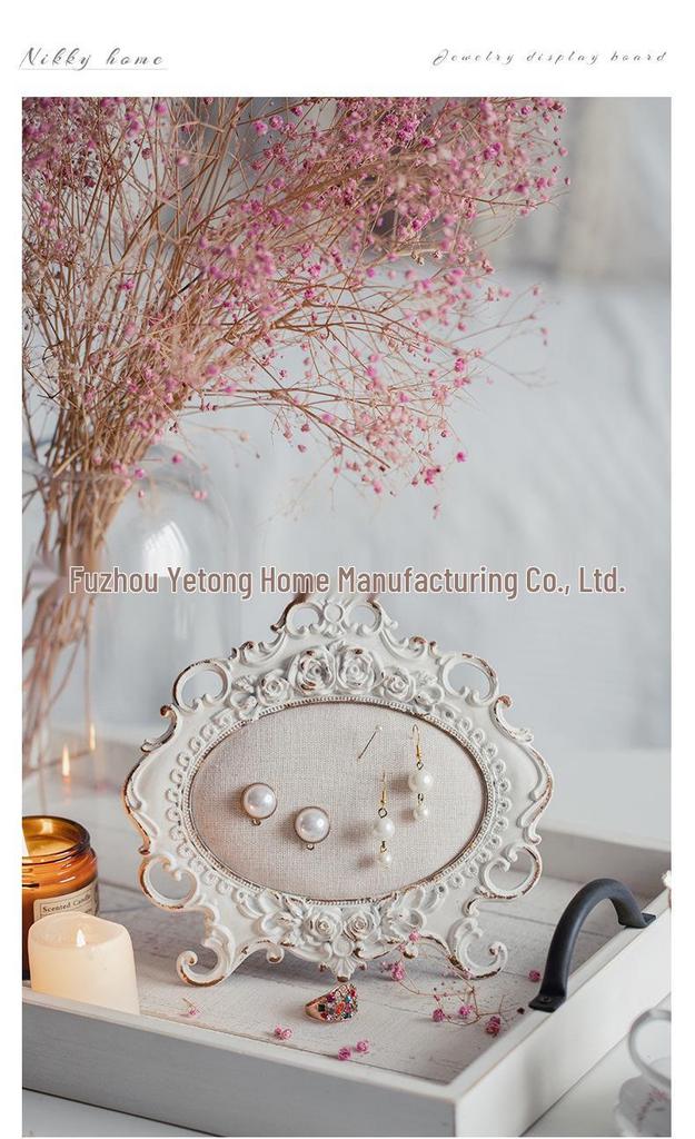 Mini Retro Jewelry Rack: Soft American-Style Vanity for Earrings and Nail Art