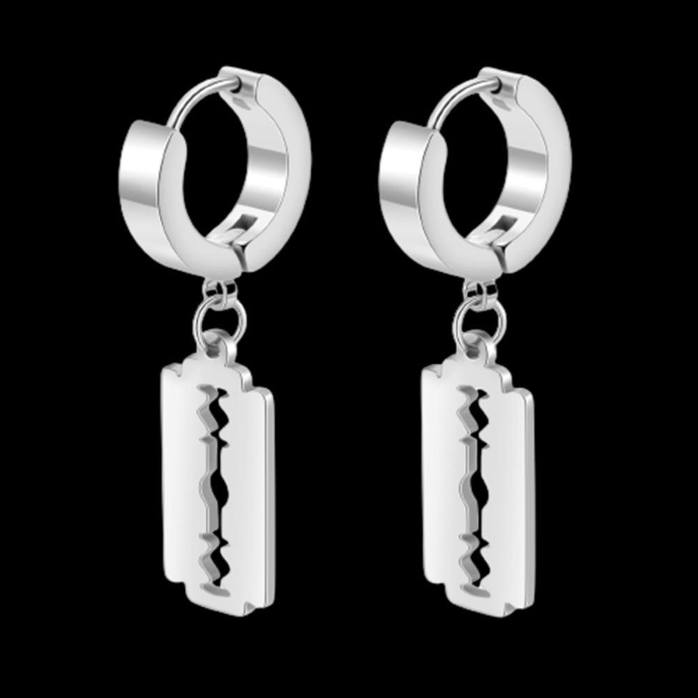 Orecchini a Cerchio con Ciondolo Lama di Rasoio in Acciaio Inossidabile Colore Argento Personalità Punk per Donne Uomini Coppia Gioielli Street Hip-hop Regalo