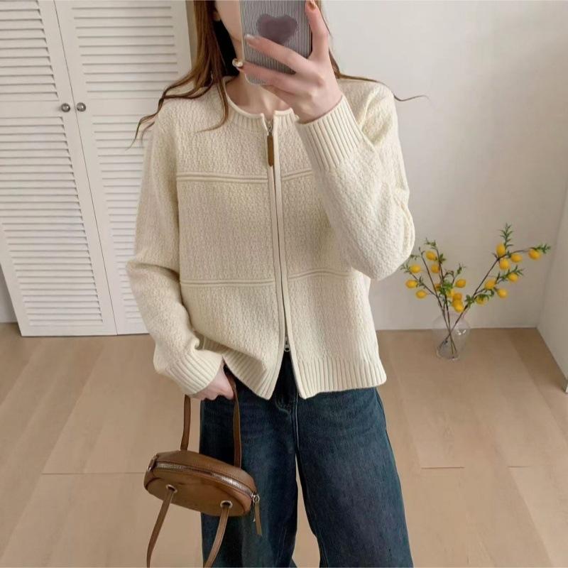 1011 autumn and winter new design zipper knitted cardigan women's loose lazy wind small sweater jacket