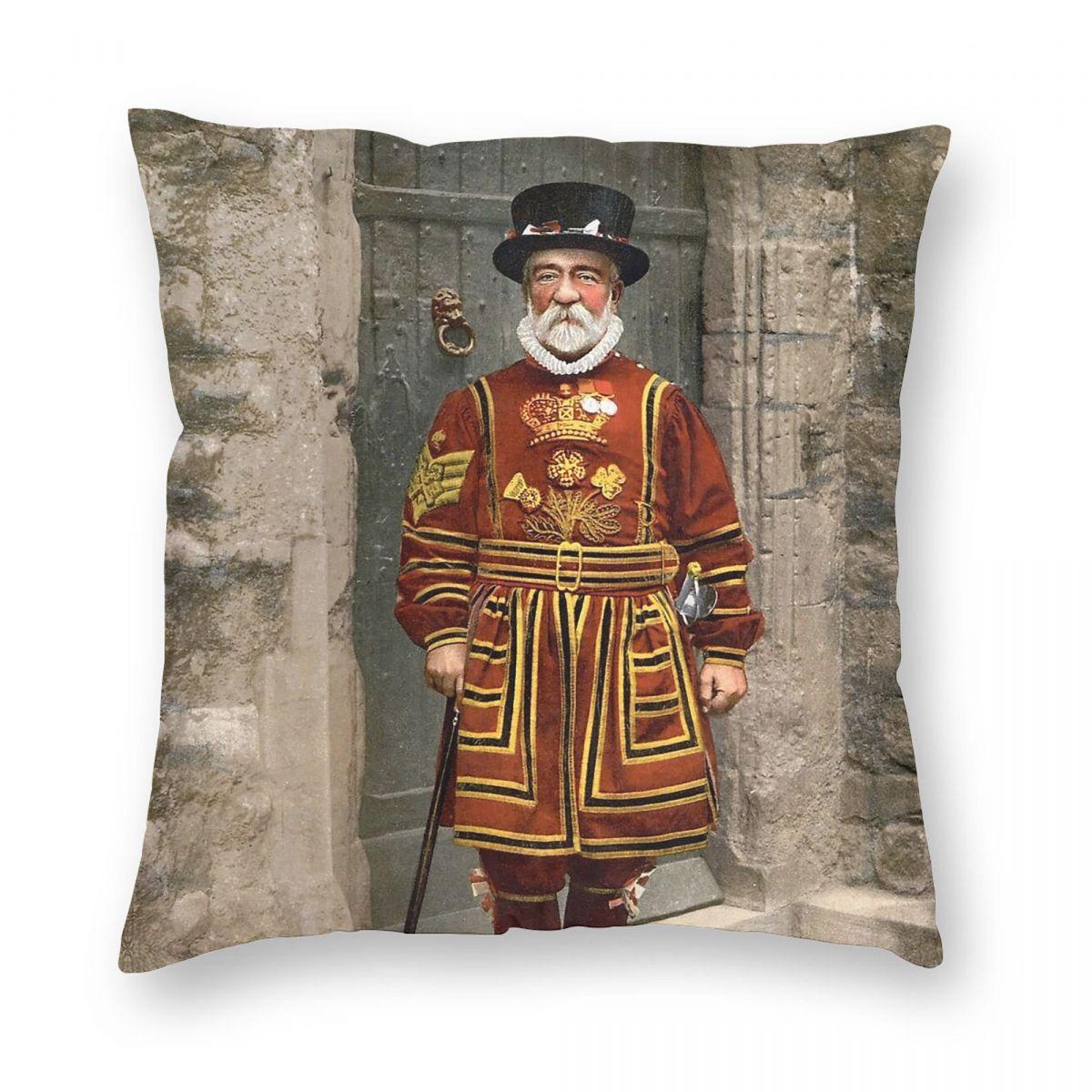 London Yeoman Warder Beefeater Square Pillowcase Polyester Linen Velvet Pattern Zip Decorative Throw Pillow Case Home Case Peach skin 18*18(CM)-1Pcs