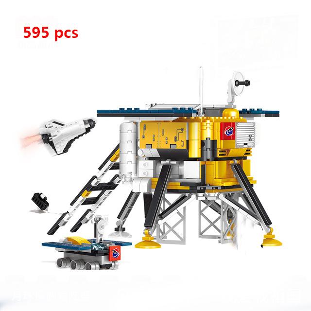 Space Shuttle Launch Center Lunar Lander Model Building Blocks Spaceship Spaceport Figure Rocket Bricks Construction Toys