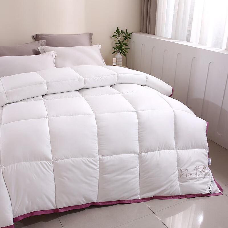 Youmengjiaju Embroidered Down Alternative Duvet