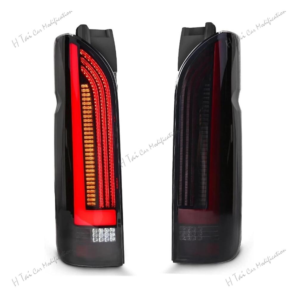 Pair LED Tail Lights For Toyota Hiace 2005-2018 Rear Lamps Taillights Rear Fog Lights Dynamic Turn Signal Car Light Assemblies Pair Of Smoke