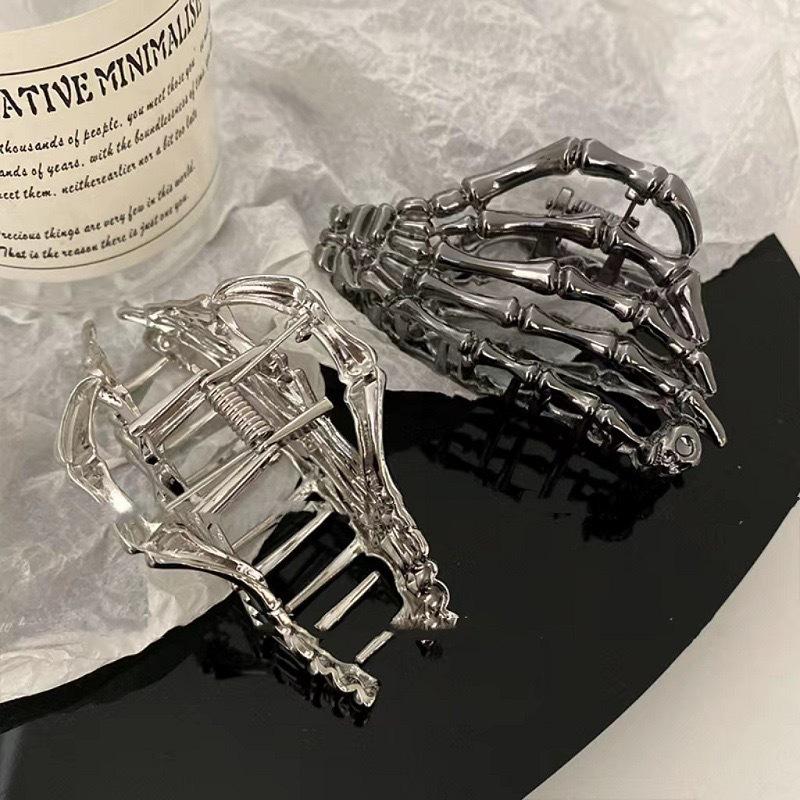 Halloween Skull Shark Clip for Women Accessories Personality Hair Claws Metal Crab Clips Girls Hairpin Headdress