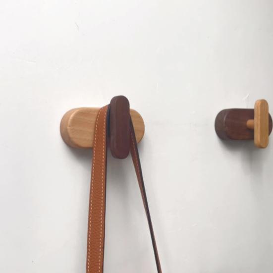 Wood Wall Hook Natural Wooden Wall Mounted Coat Hanger Rustic Heavy Duty Entryway Hat Hook for Hanging Purse Towels Clothes Backpack