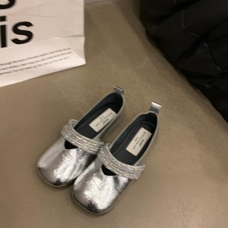 Women Slippers Rhinestone Fashion Summer Shoes For Women Flats Half Slippers Plus Size Women Mullers