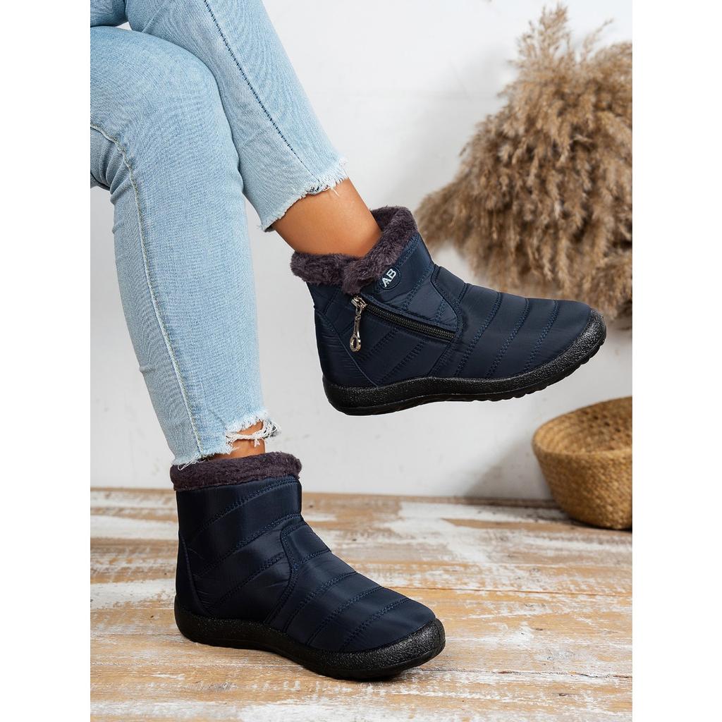 Women's Comfortable Winter Boots with Plush, Soft Soles for Outdoor Warmth, Suitable for All Seasons