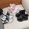 Damenschuhe – Sportschuhe