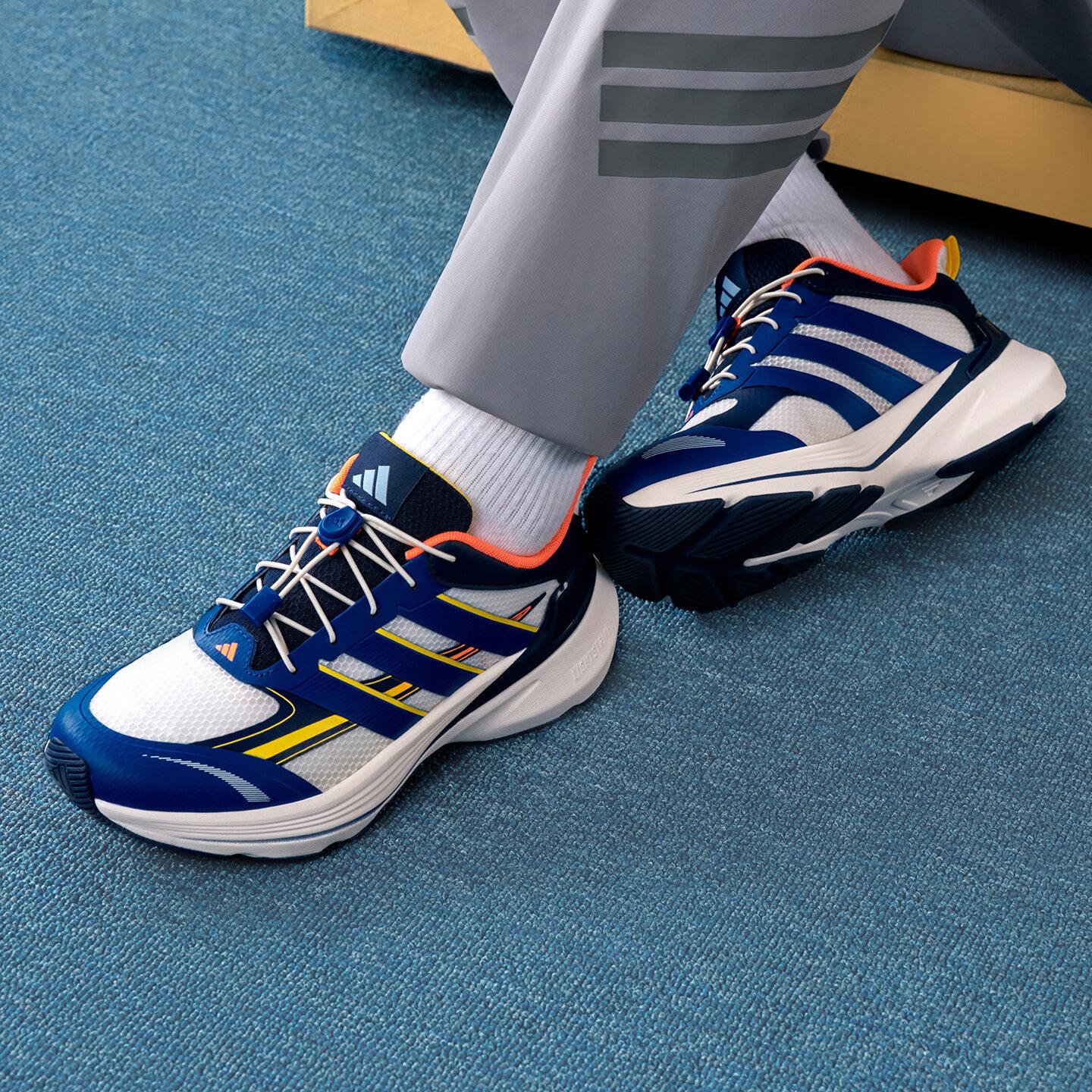 Adidas LIGHTDART Low top Running Shoes White Blue Kids  34