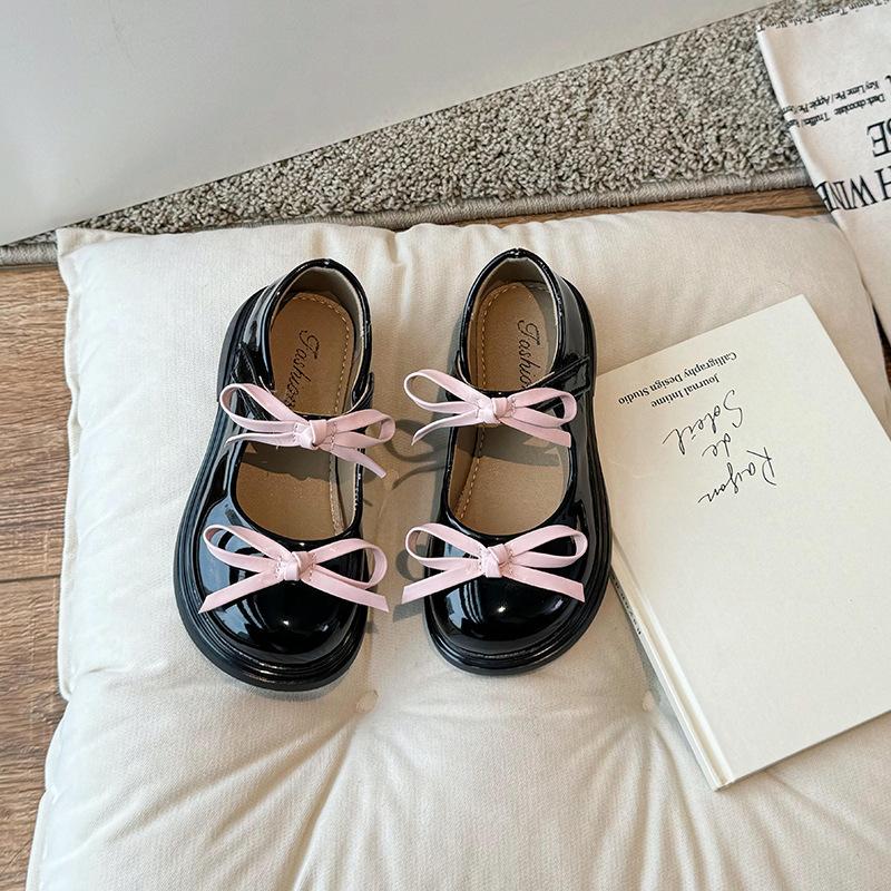 

Туфли принцессы для девочек кожаные туфли 2025 новые детские туфли весна и осень серебристые маленькая девочка Лолита одноклассница лето 30 чёрный