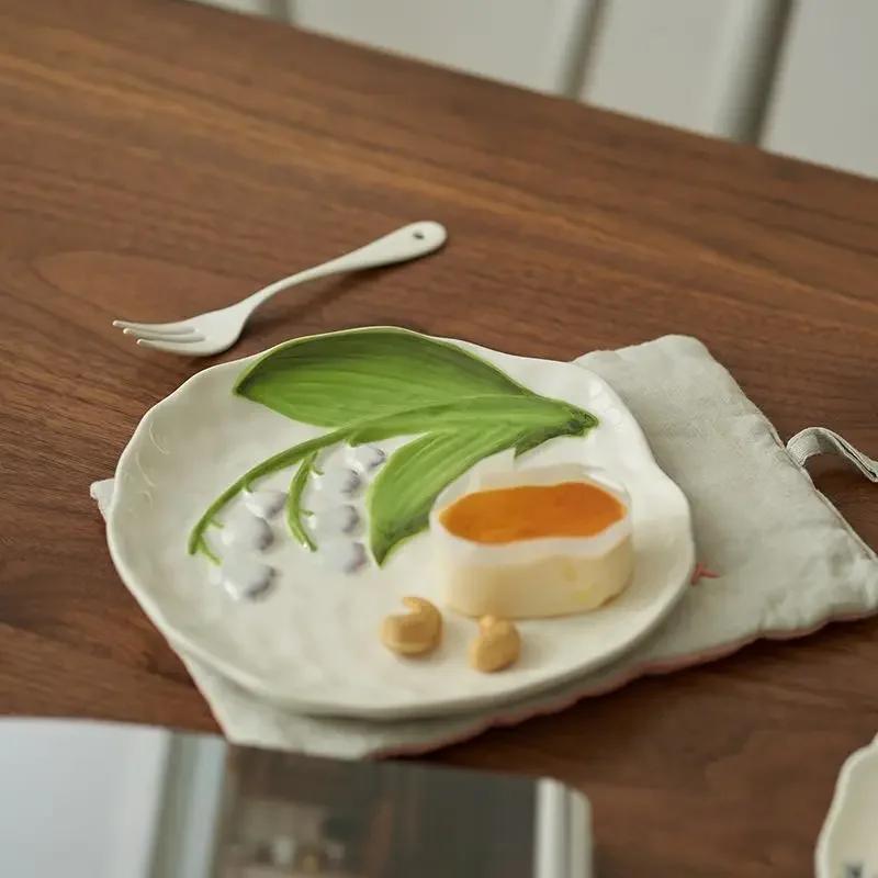 Lily of The Valley Daisy Plate,restaurant Ceramic Ceremonial Cake Dessert Tray,Home High-end Kitchen Decorative Tableware