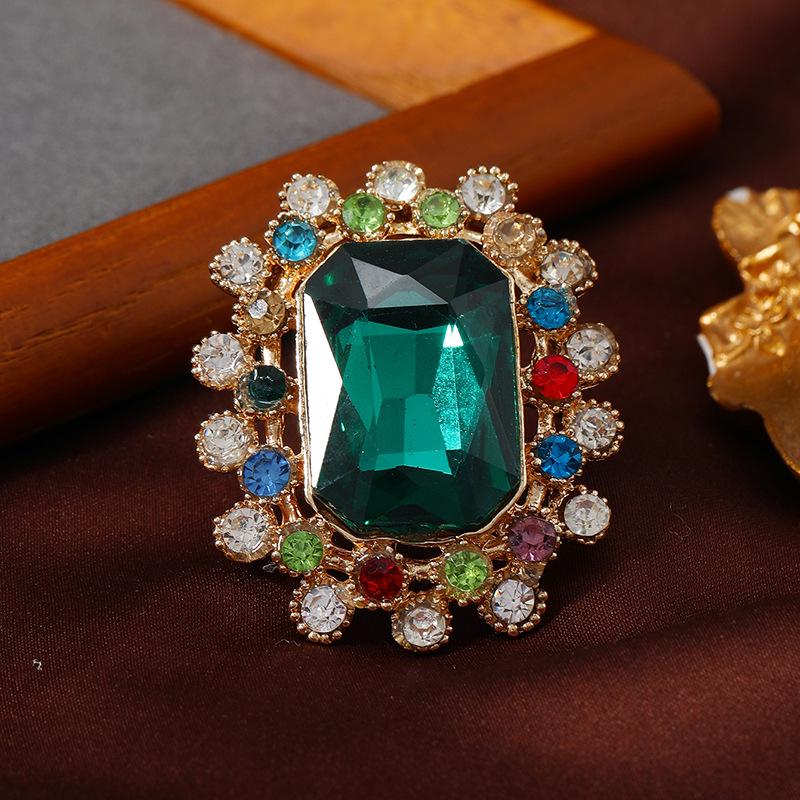 European Retro Elegant Rhinestone Adjustable Ring