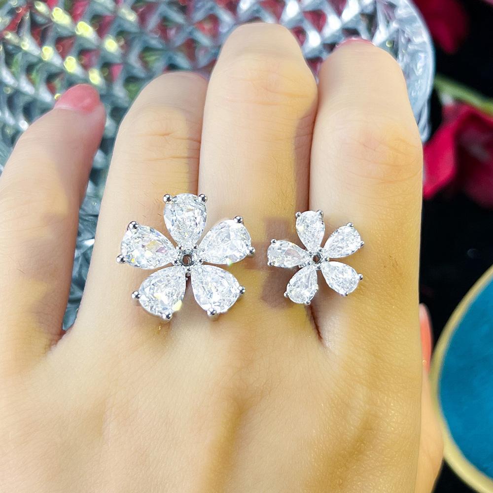 CMM Jewelry Clear White Cubic Zirconia Lovely Open Cuff Adjustable Flower Rings for Women Wedding Bridal Jewellery Accessories