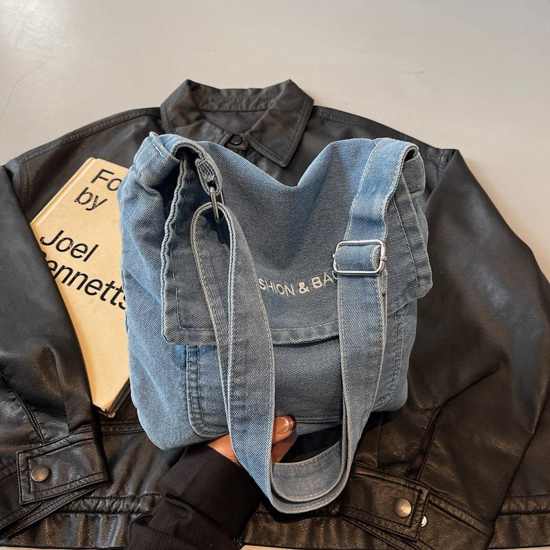 New Oblique Span Denim Men's and Women's Satchel Literature and Art Student Book Bad Bag Simple Small Square Bag