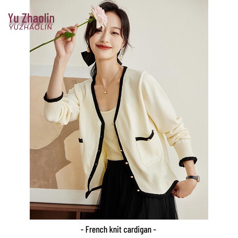 Women s V-Neck Knitted Cardigan 32