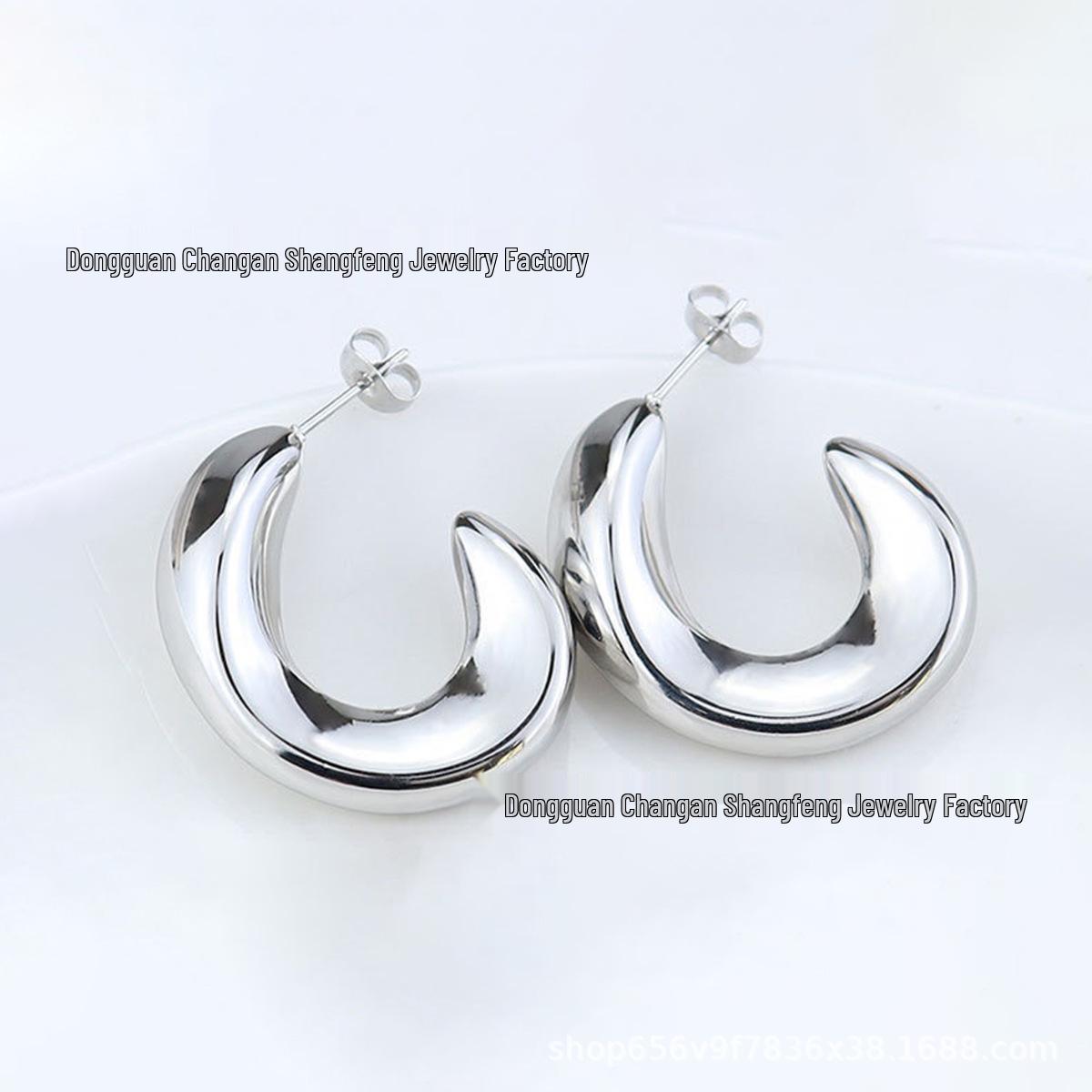 Stylish 316L Stainless Steel Crescent Hollow Women s Earrings - Versatile Titanium Accessory