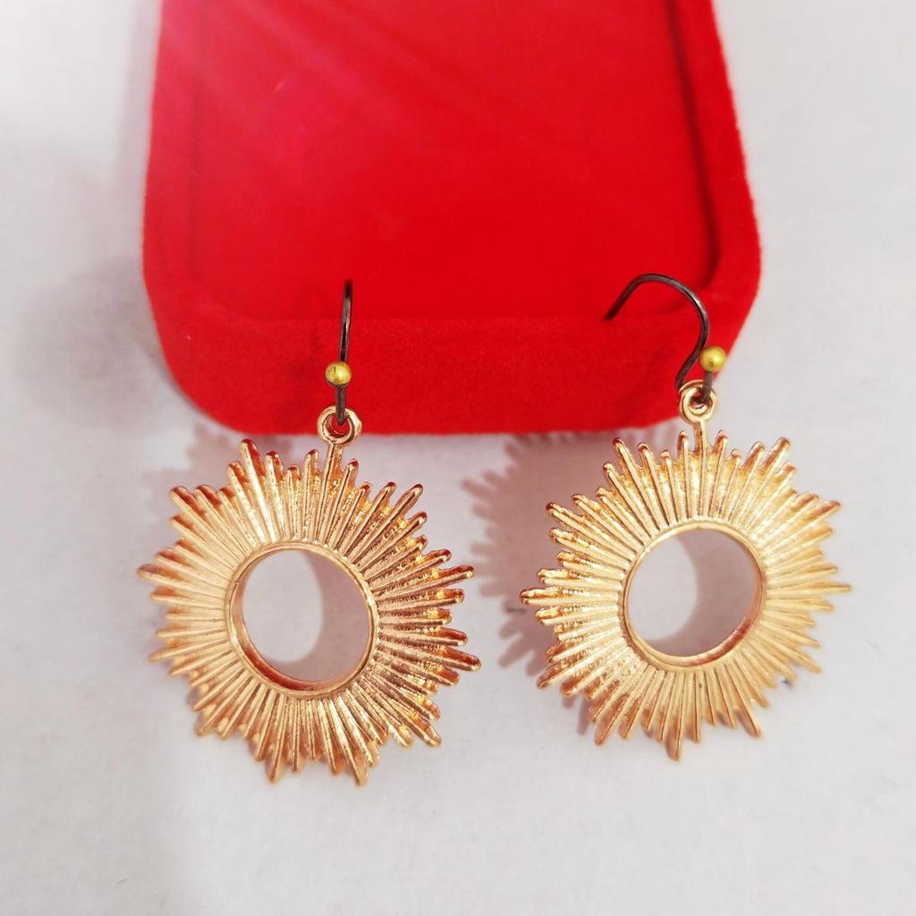 Retro Animal Antique Silver Earrings: Cute, Unique Design with Versatile Ear Hooks for Women