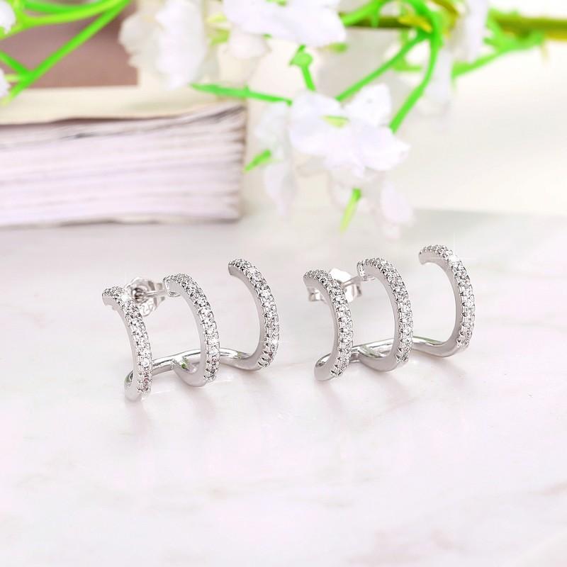 Huitan Three Line Claws Design Stud Earrings for Women Silver Color Crystal CZ Fashion Versatile Female Ear Piercing Earrings