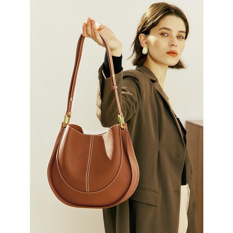 Cross-border foreign trade women s bag 2024 soft leather niche light luxury commuter women s bag new trendy saddle bag shoulder crossbody bag коричневый