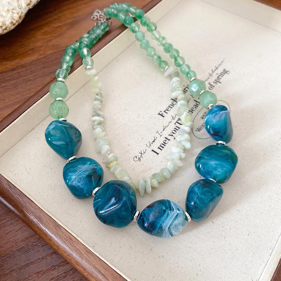 European and American color acrylic shell beaded necklace design sense collarbone chain exaggerated necklace women