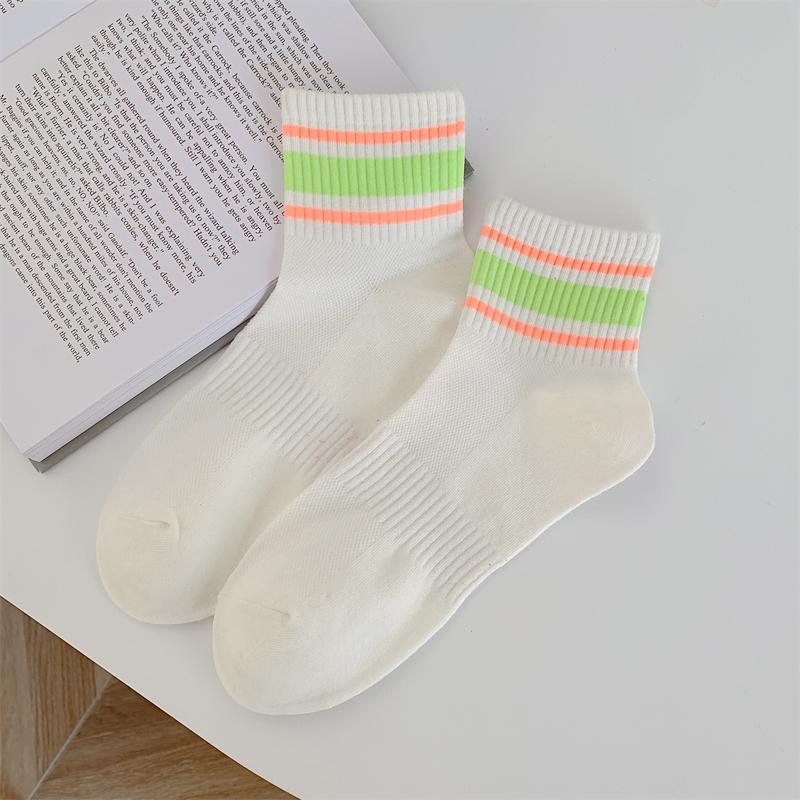 Calzini da donna sottili nuovi a colori misti casual a righe traspiranti in rete stile preppy semplici alla moda casual basic per ragazze calzini bianchi